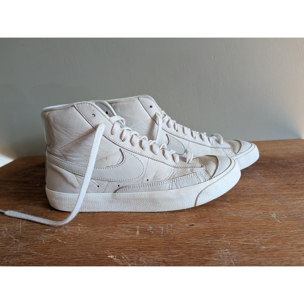 Nike Blazer Mid '77 Premium Size 9 Women Leather Photon Dust-Summit White Shoes